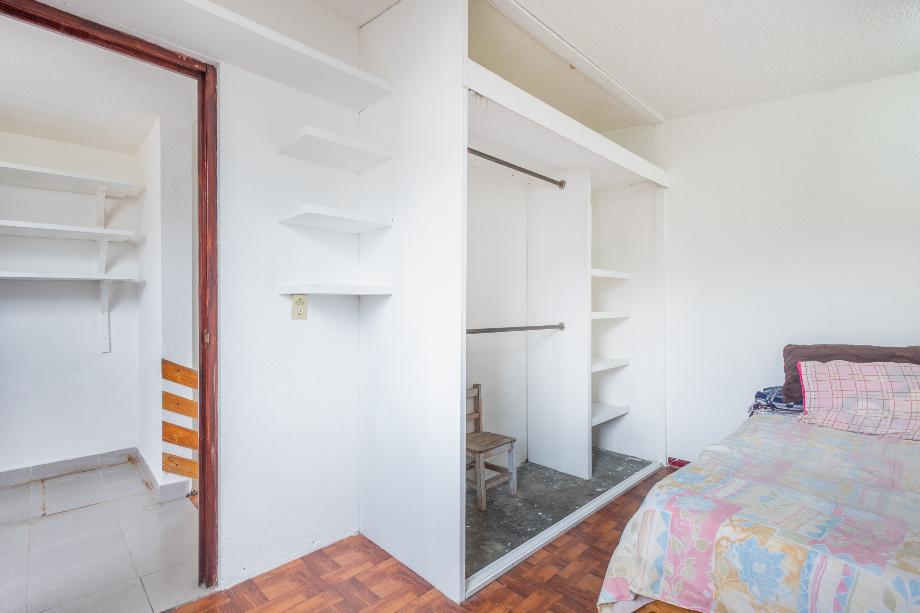 Álvaro Obregón, Ciudad de México, 01700, Mexico, 4 Bedrooms Bedrooms, ,3 BathroomsBathrooms,Residential,For Sale,1729158
