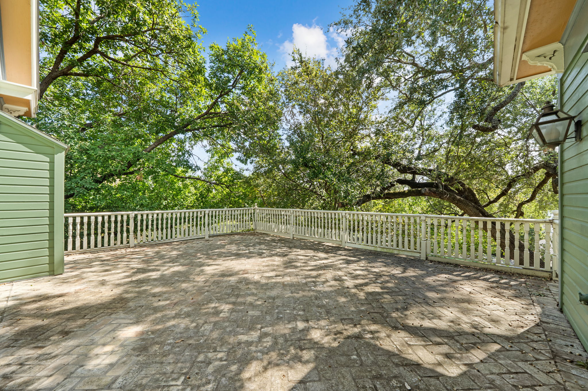 San Marcos, Texas, 78666, United States, 3 Bedrooms Bedrooms, ,4 BathroomsBathrooms,Residential,For Sale,1981922