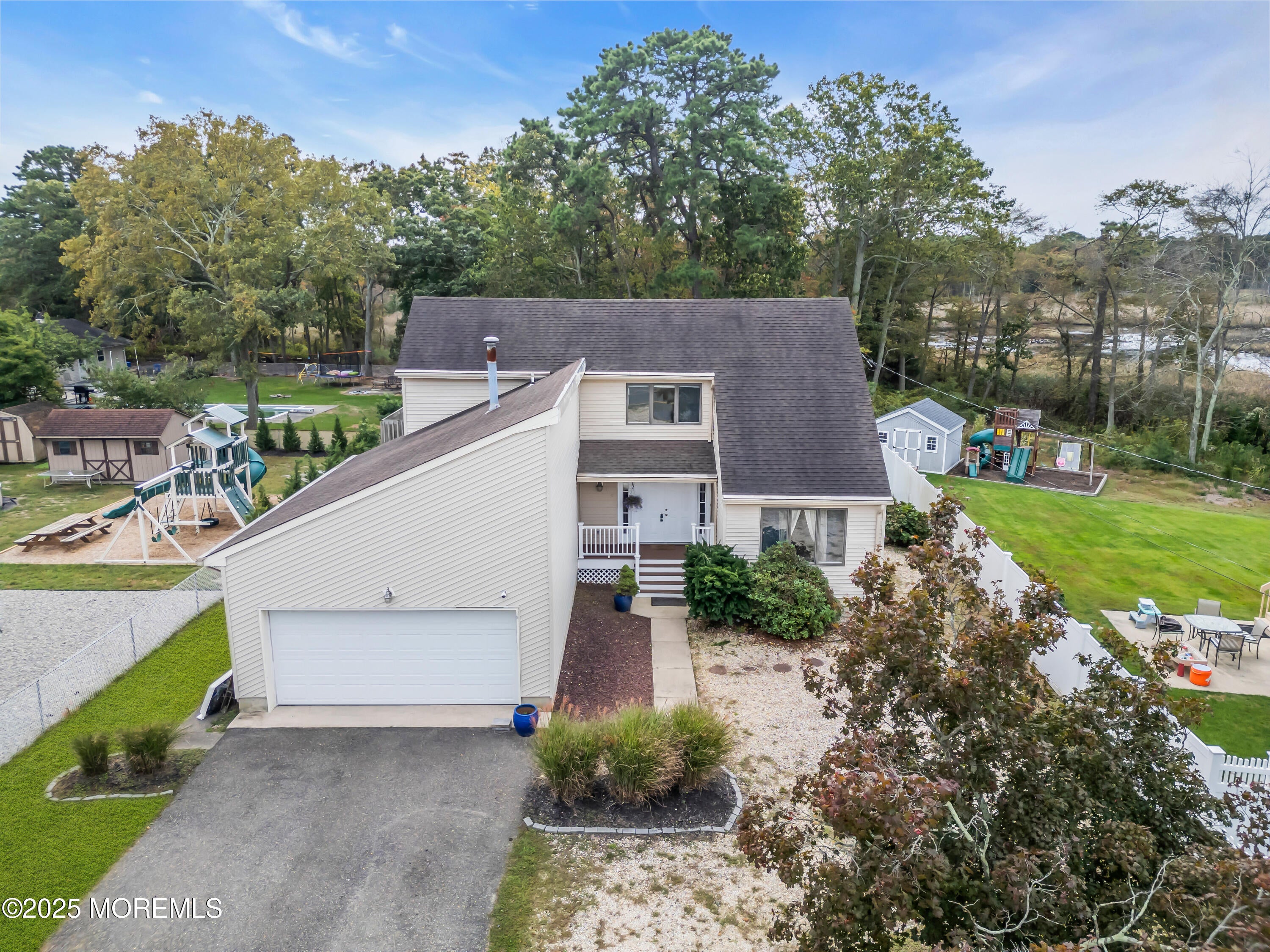 Toms River, New Jersey, 08753, United States, 4 Bedrooms Bedrooms, ,2 BathroomsBathrooms,Residential,For Sale,1977507