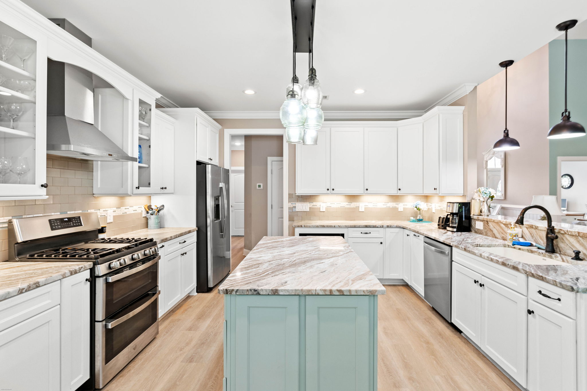 Murrells Inlet, South Carolina, 29576, United States, 5 Bedrooms Bedrooms, ,4 BathroomsBathrooms,Residential,For Sale,1982338