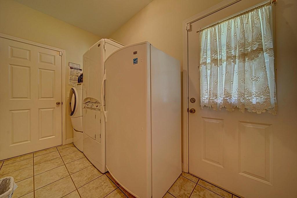 Blairsville, Georgia, 30512, United States, 5 Bedrooms Bedrooms, ,4 BathroomsBathrooms,Residential,For Sale,1770772