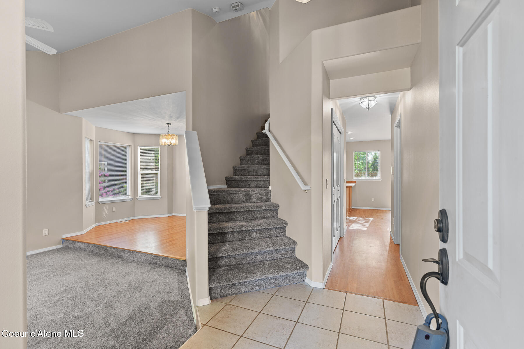 Hayden, Idaho, 83835, United States, 4 Bedrooms Bedrooms, ,3 BathroomsBathrooms,Residential,For Sale,1909154