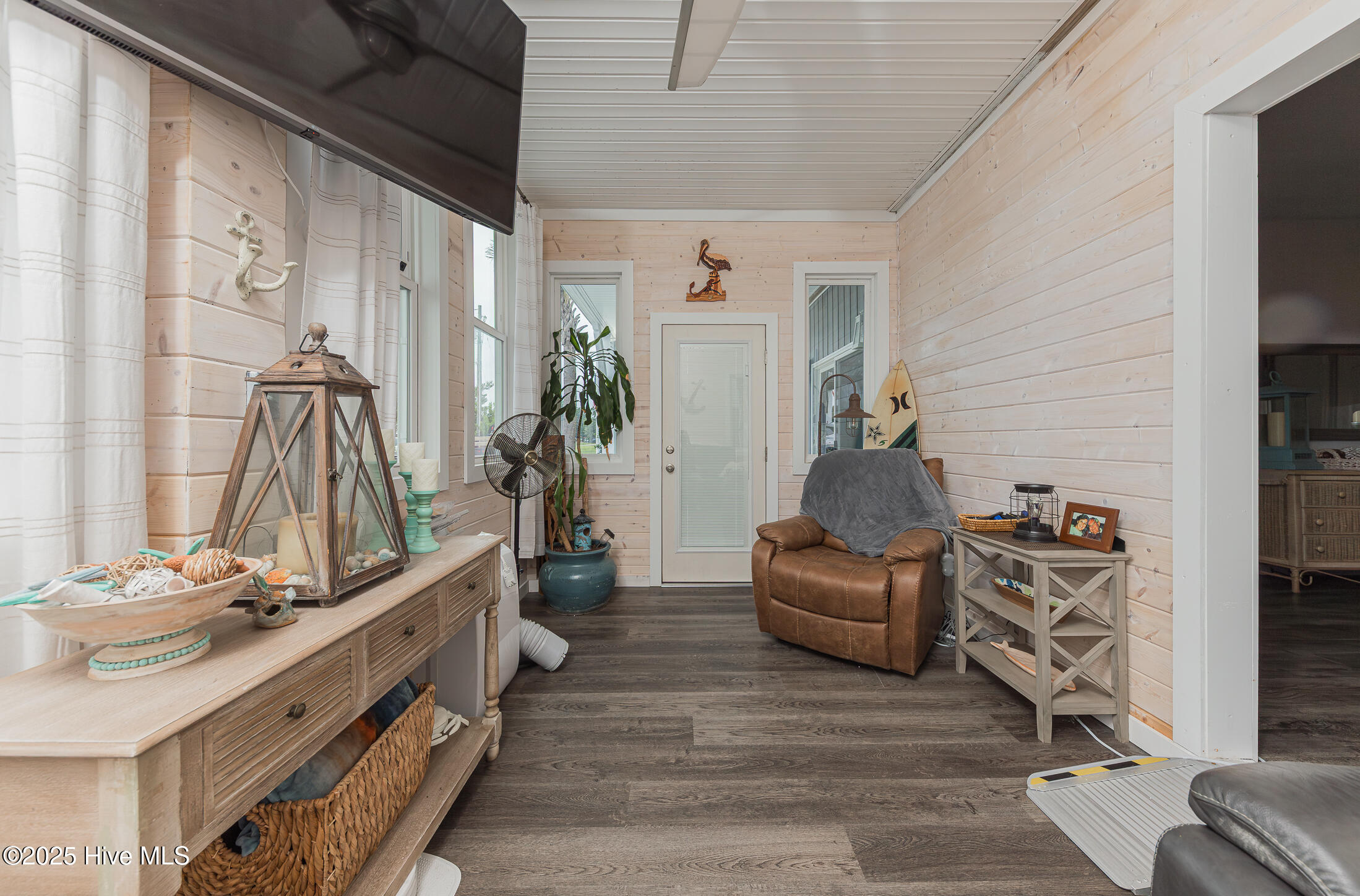 Hubert, North Carolina, 28539, United States, 4 Bedrooms Bedrooms, ,3 BathroomsBathrooms,Residential,For Sale,1974043