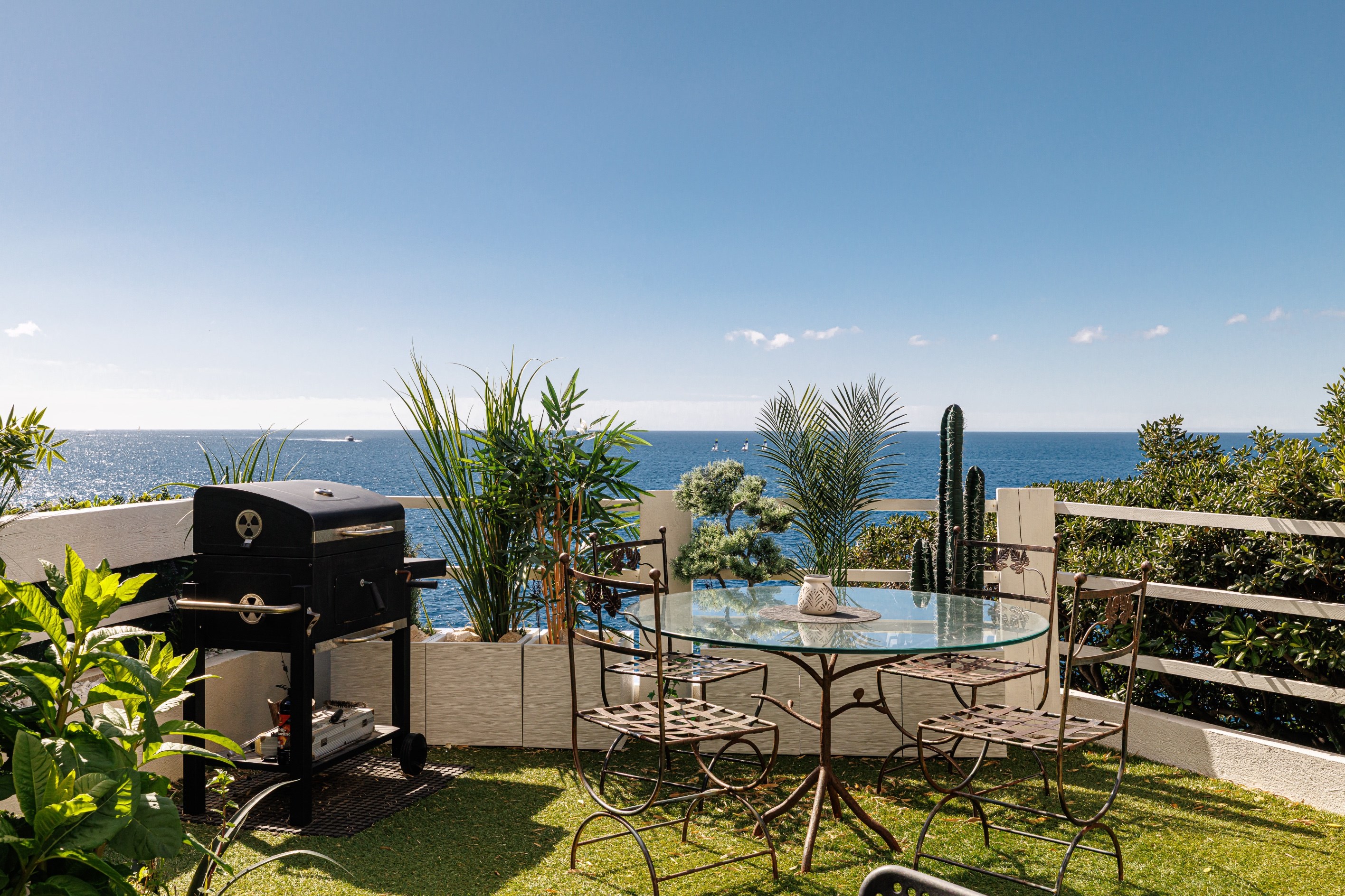  Cap de Nice: 330 m² waterfront villa with private sea access - 物件實景