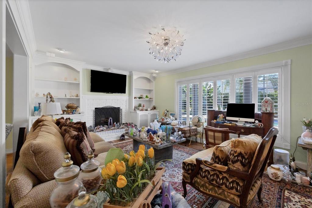Tampa, Florida, 33629, United States, 4 Bedrooms Bedrooms, ,3 BathroomsBathrooms,Residential,For Sale,1885727