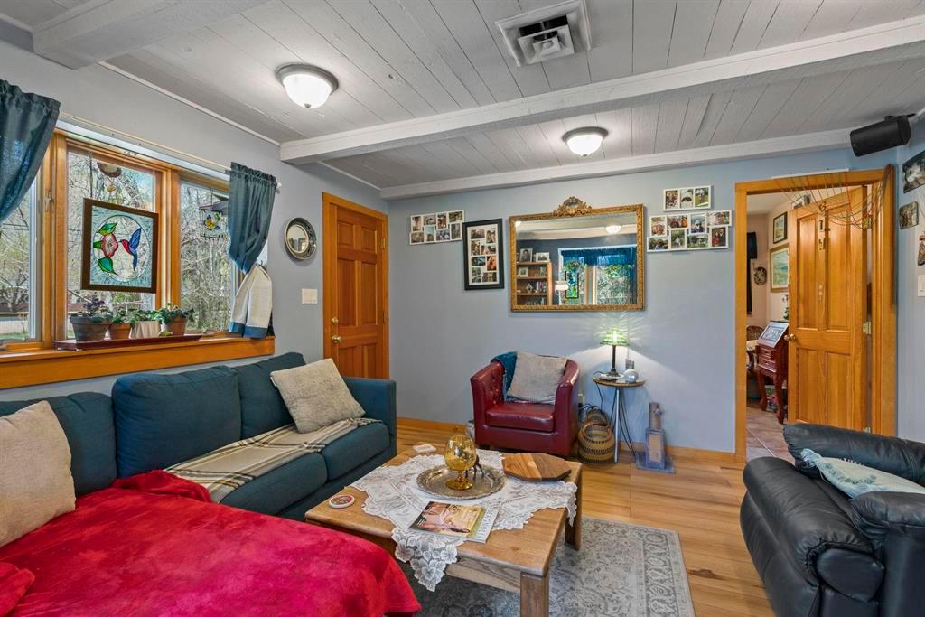 Durango, Colorado, 81301, United States, 3 Bedrooms Bedrooms, ,2 BathroomsBathrooms,Residential,For Sale,1794547