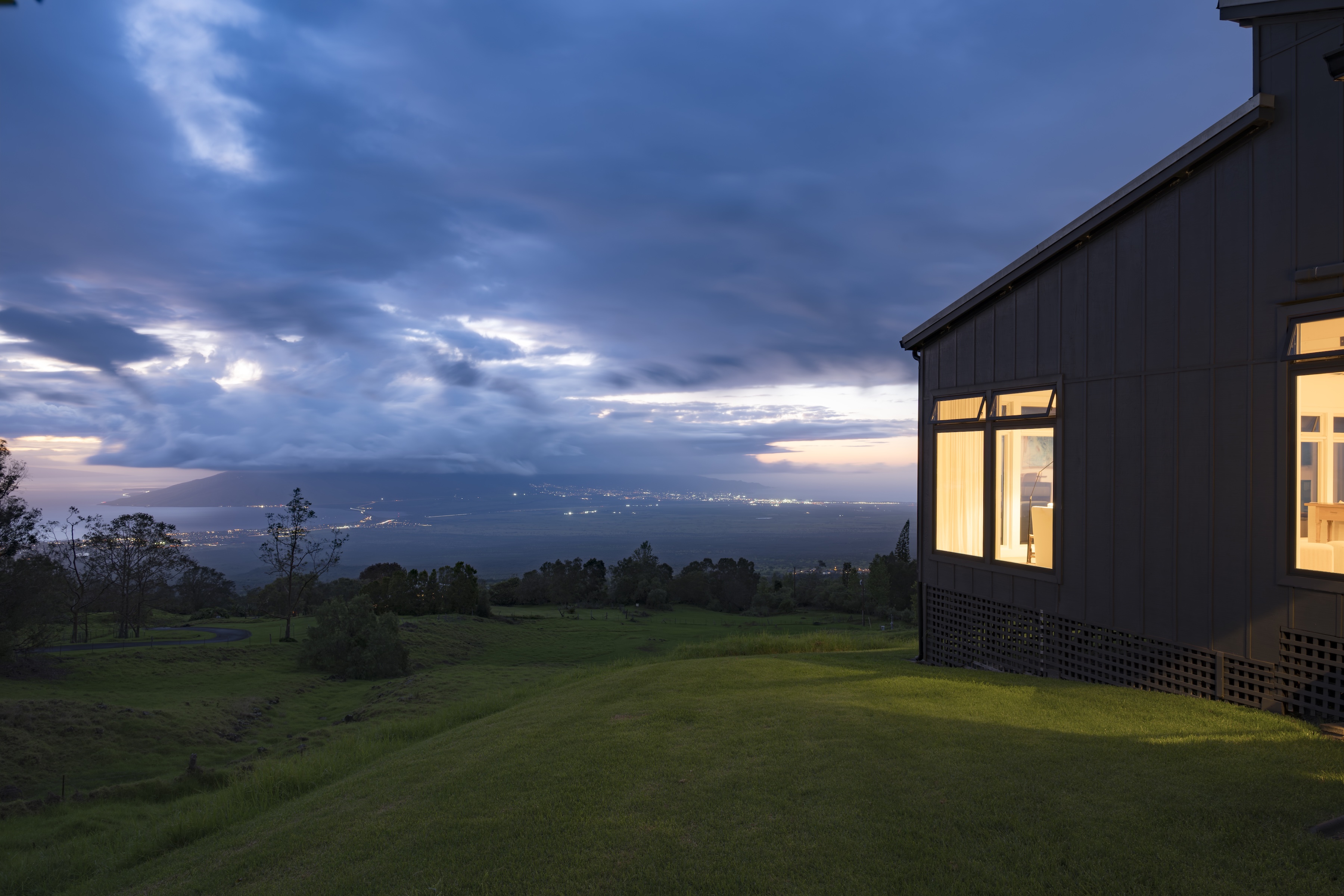  Private Kula estate on expansive acreage with panoramic Maui views - 物件實景