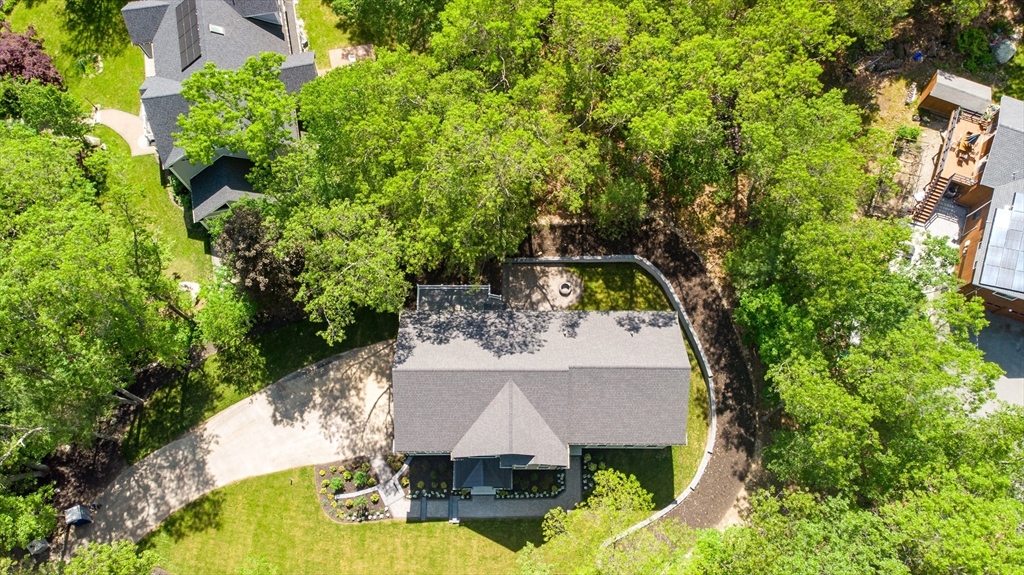 Lexington, Massachusetts, 02420, United States, 6 Bedrooms Bedrooms, ,7 BathroomsBathrooms,Residential,For Sale,1837719