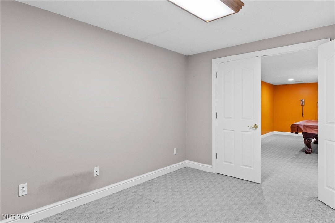 Chardon, Ohio, 44024, United States, 4 Bedrooms Bedrooms, ,5 BathroomsBathrooms,Residential,For Sale,1985731