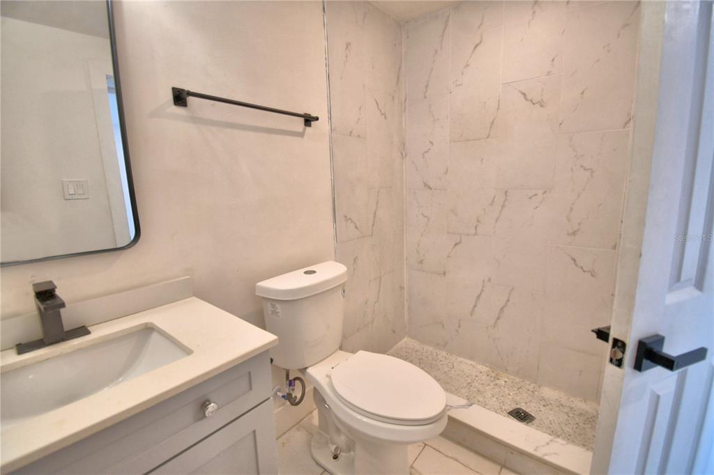 Winter Haven, Florida, 33881, United States, 9 Bedrooms Bedrooms, ,7 BathroomsBathrooms,Residential,For Sale,2003351