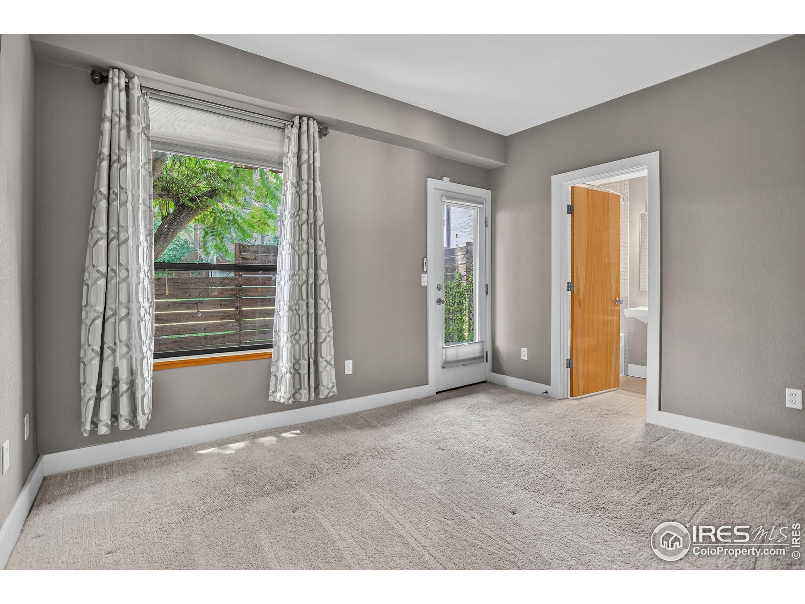 Denver, Colorado, 80211, United States, 2 Bedrooms Bedrooms, ,3 BathroomsBathrooms,Residential,For Sale,1895897