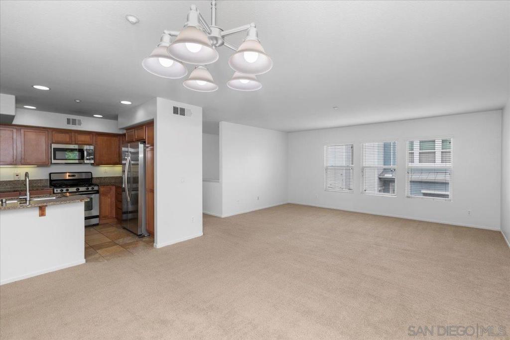 San Diego, California, 92110, United States, 3 Bedrooms Bedrooms, ,2 BathroomsBathrooms,Residential,For Sale,1914141