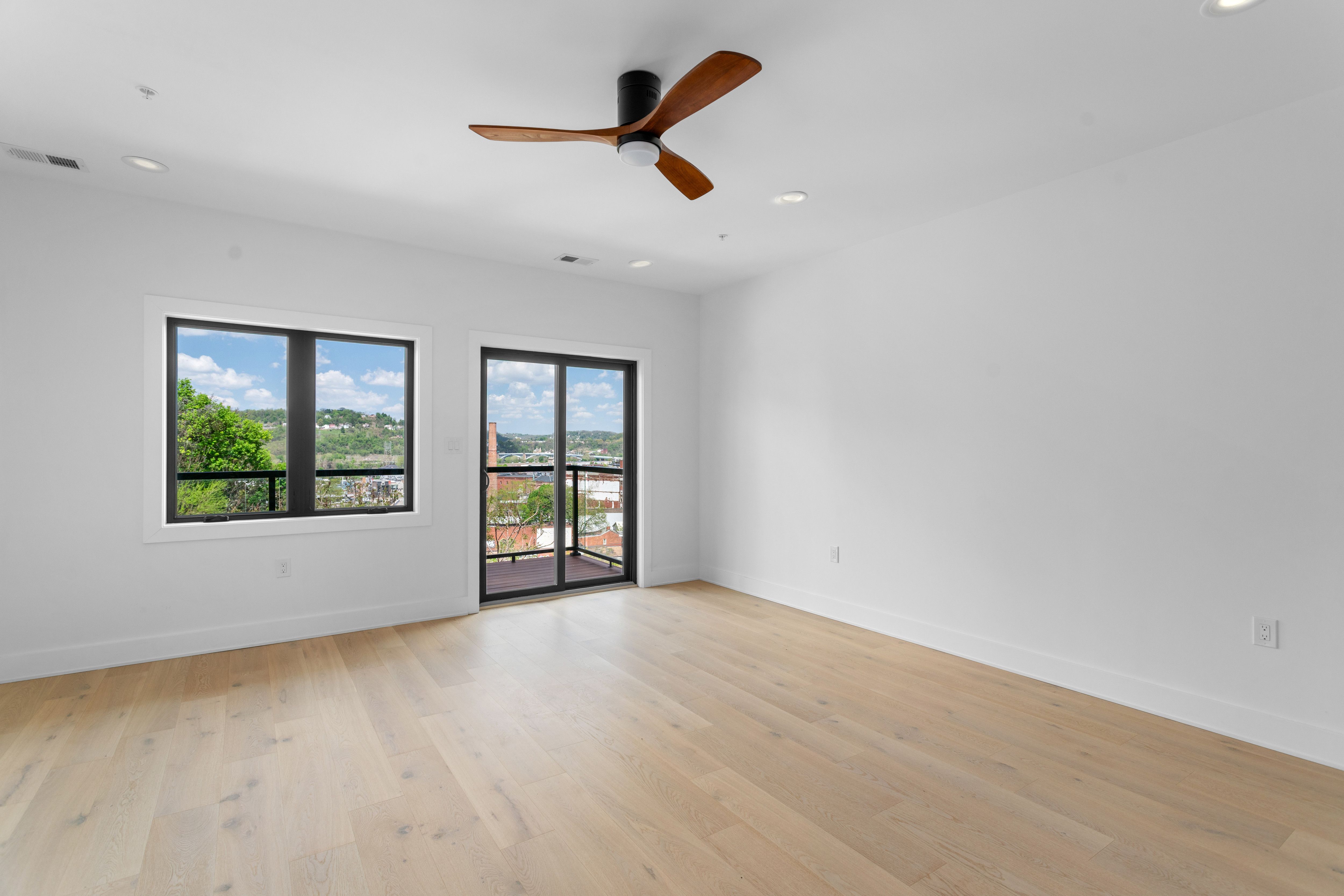  3211 Dobson Street, Pittsburgh, PA 15219 - 物件實景