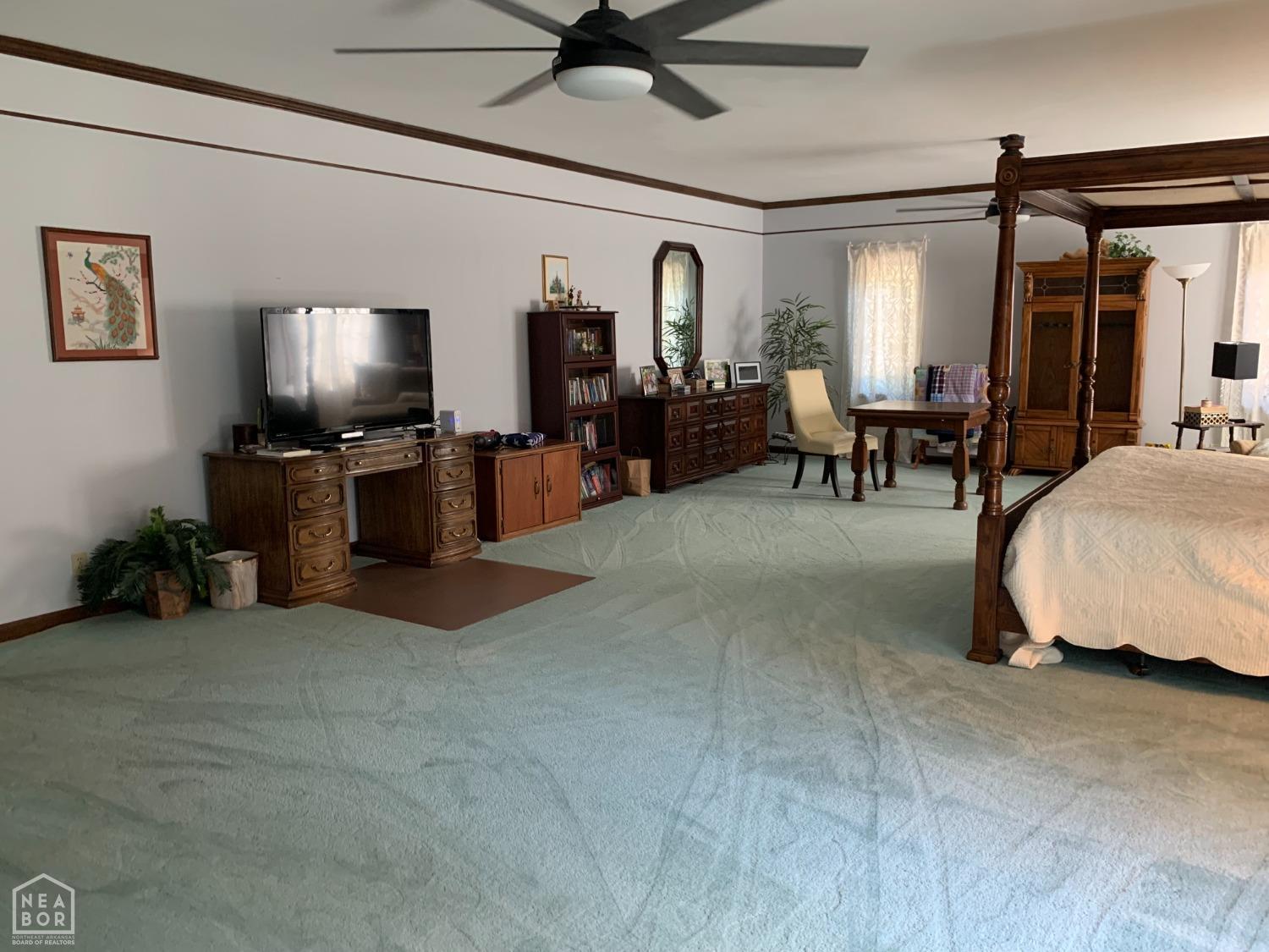 Wynne, Arkansas, 72396, United States, 4 Bedrooms Bedrooms, ,5 BathroomsBathrooms,Residential,For Sale,1979958