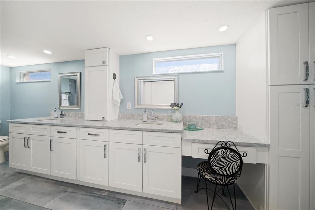 Clearwater Beach, Florida, 33767, United States, 3 Bedrooms Bedrooms, ,3 BathroomsBathrooms,Residential,For Sale,1988337