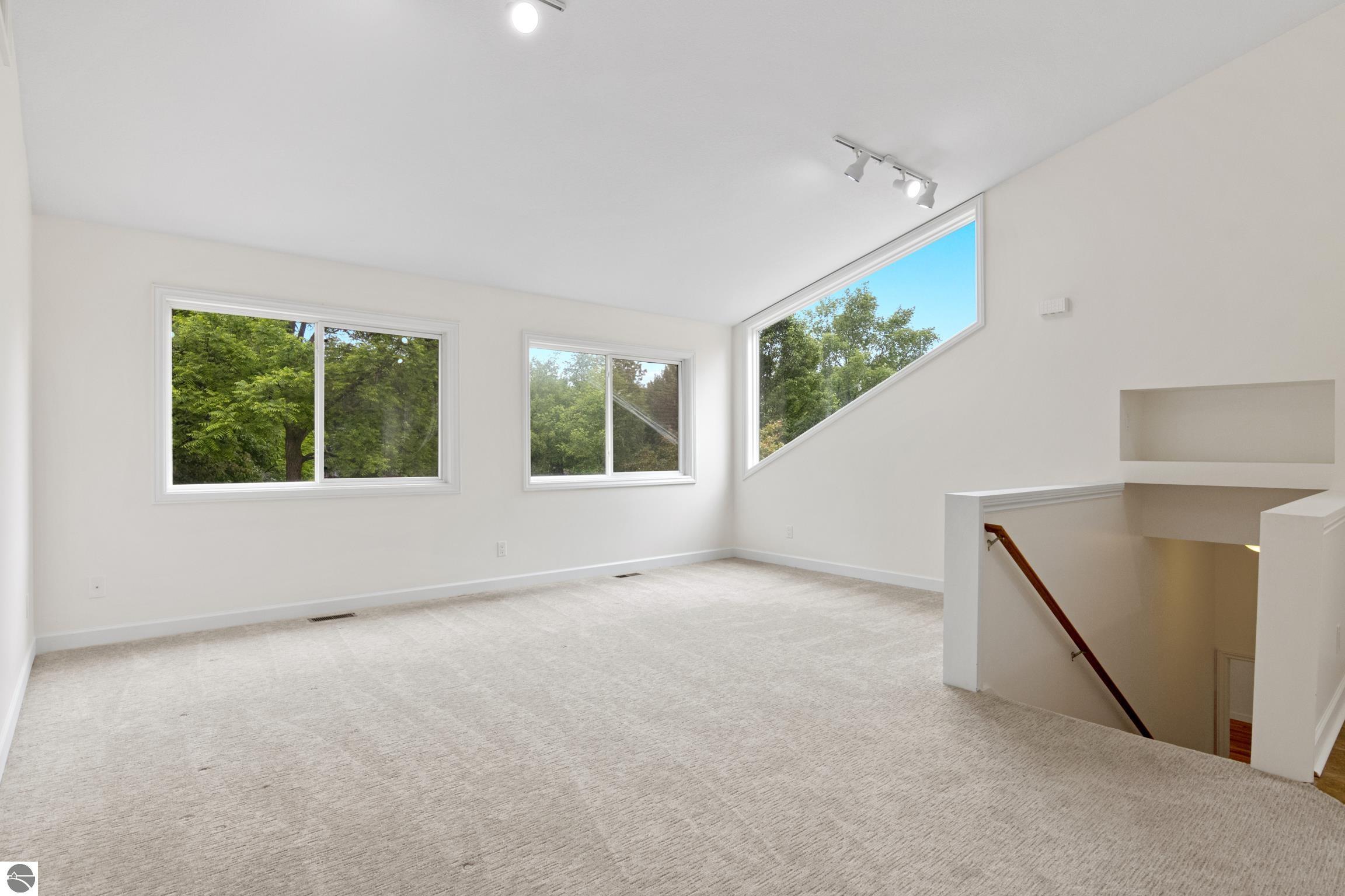 Traverse City, Michigan, 49696, United States, 4 Bedrooms Bedrooms, ,2 BathroomsBathrooms,Residential,For Sale,1878448