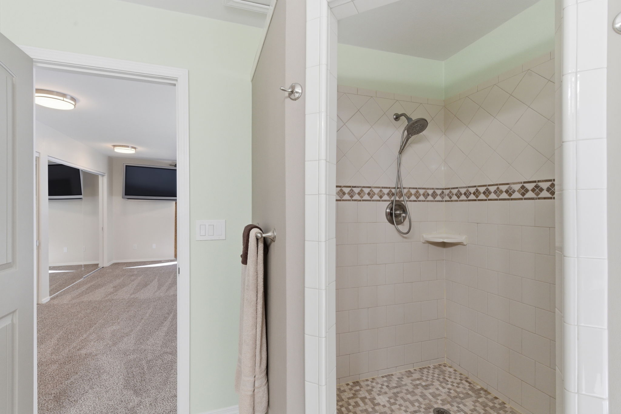  2155 Lost Creek Lane NW, Bremerton, WA 98312 - 物件實景