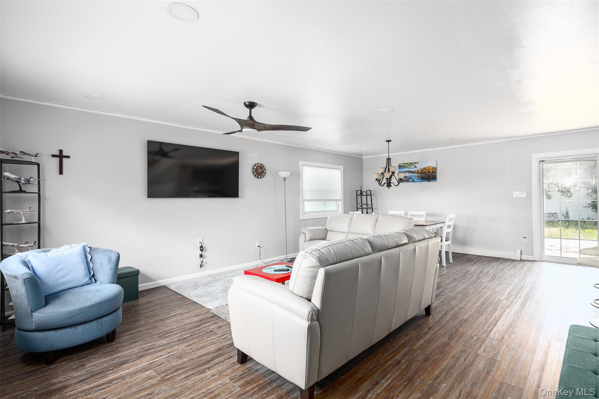 Avondale Dr, Centereach, NY 11720 #1