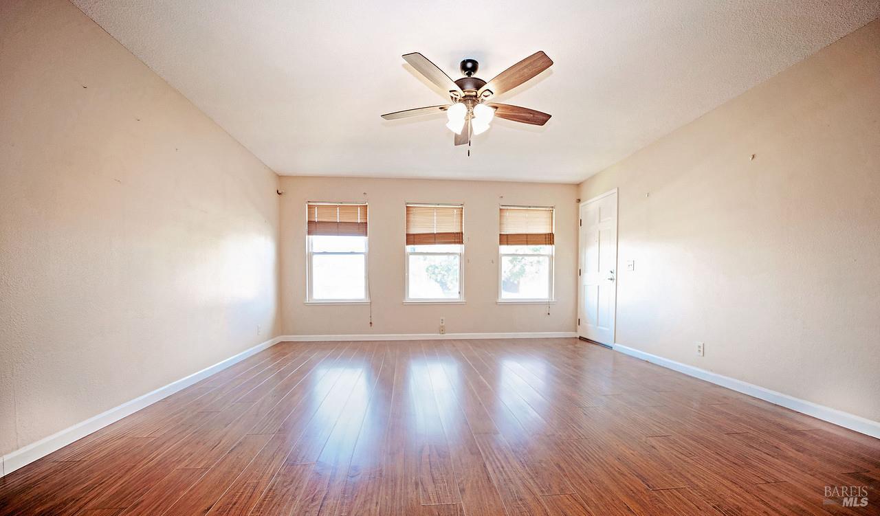 Vacaville, California, 95687, United States, 3 Bedrooms Bedrooms, ,2 BathroomsBathrooms,Residential,For Sale,1882664