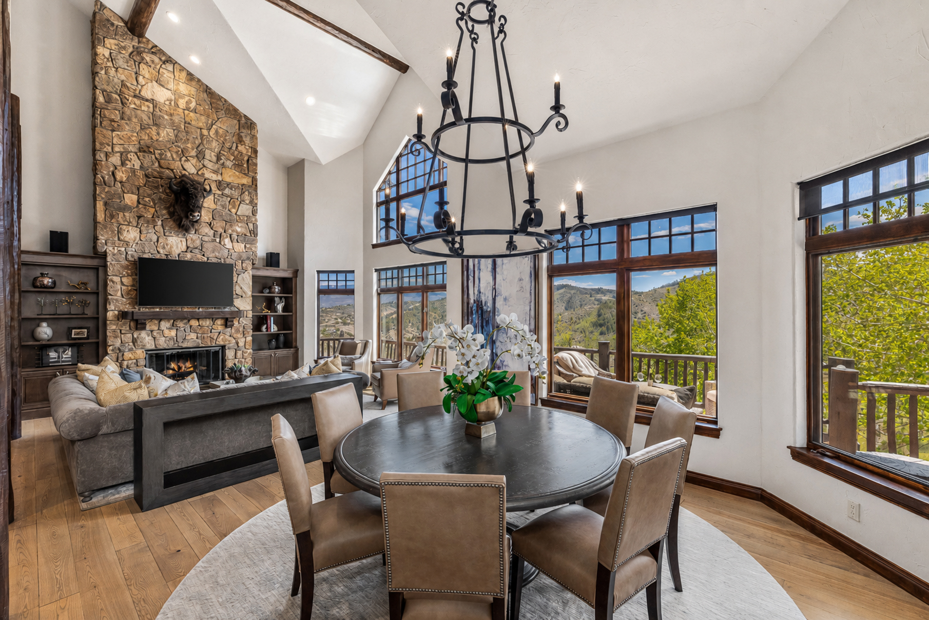  35 Stag Gulch Court Embraces Open Space Meadows With Golf Course Access - 物件實景