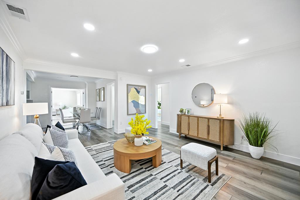 San Mateo, California, 94401, United States, 3 Bedrooms Bedrooms, ,2 BathroomsBathrooms,Residential,For Sale,1917266