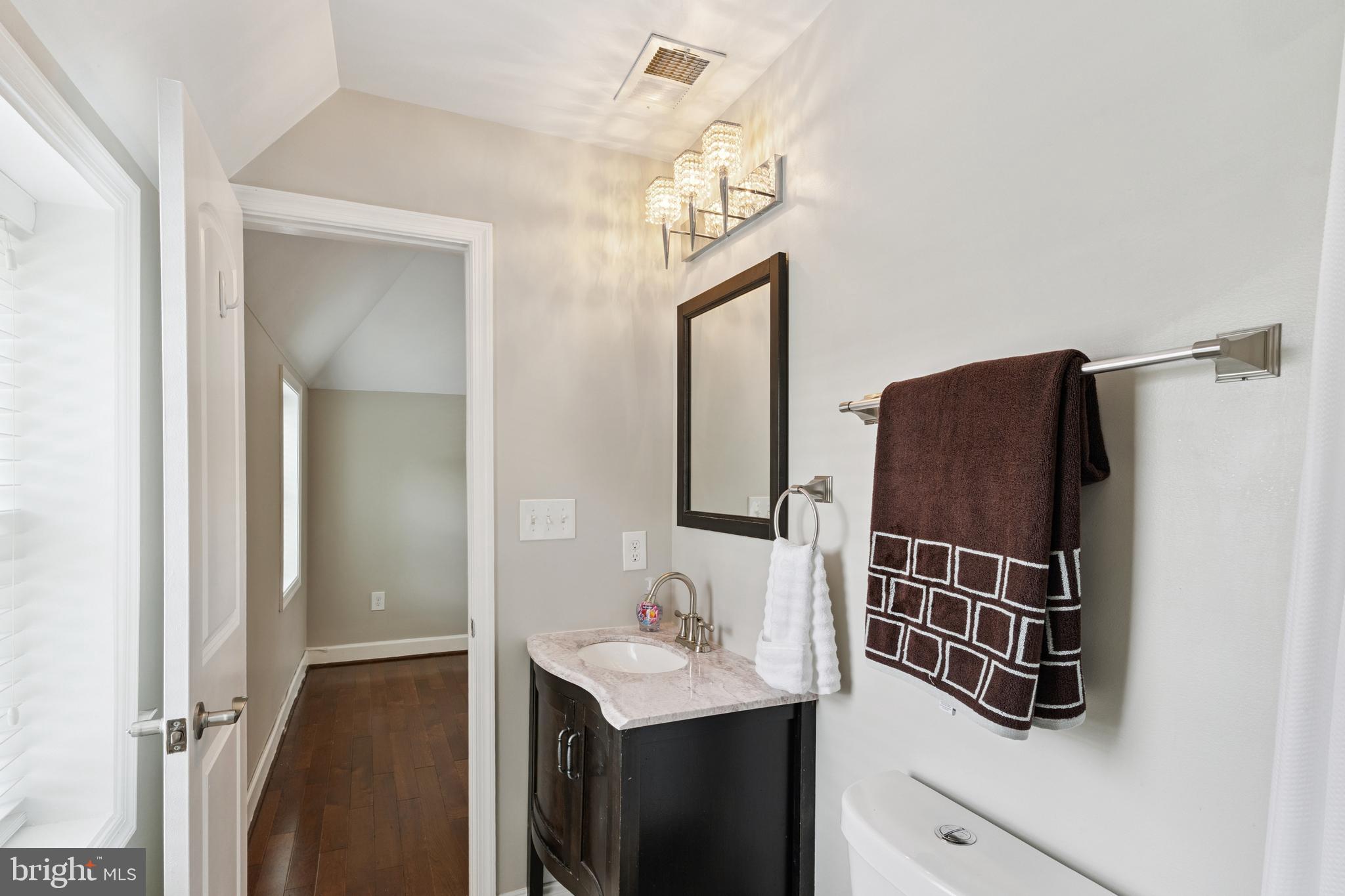 Washington, District of Columbia, 20011, United States, 3 Bedrooms Bedrooms, ,4 BathroomsBathrooms,Residential,For Sale,1935527
