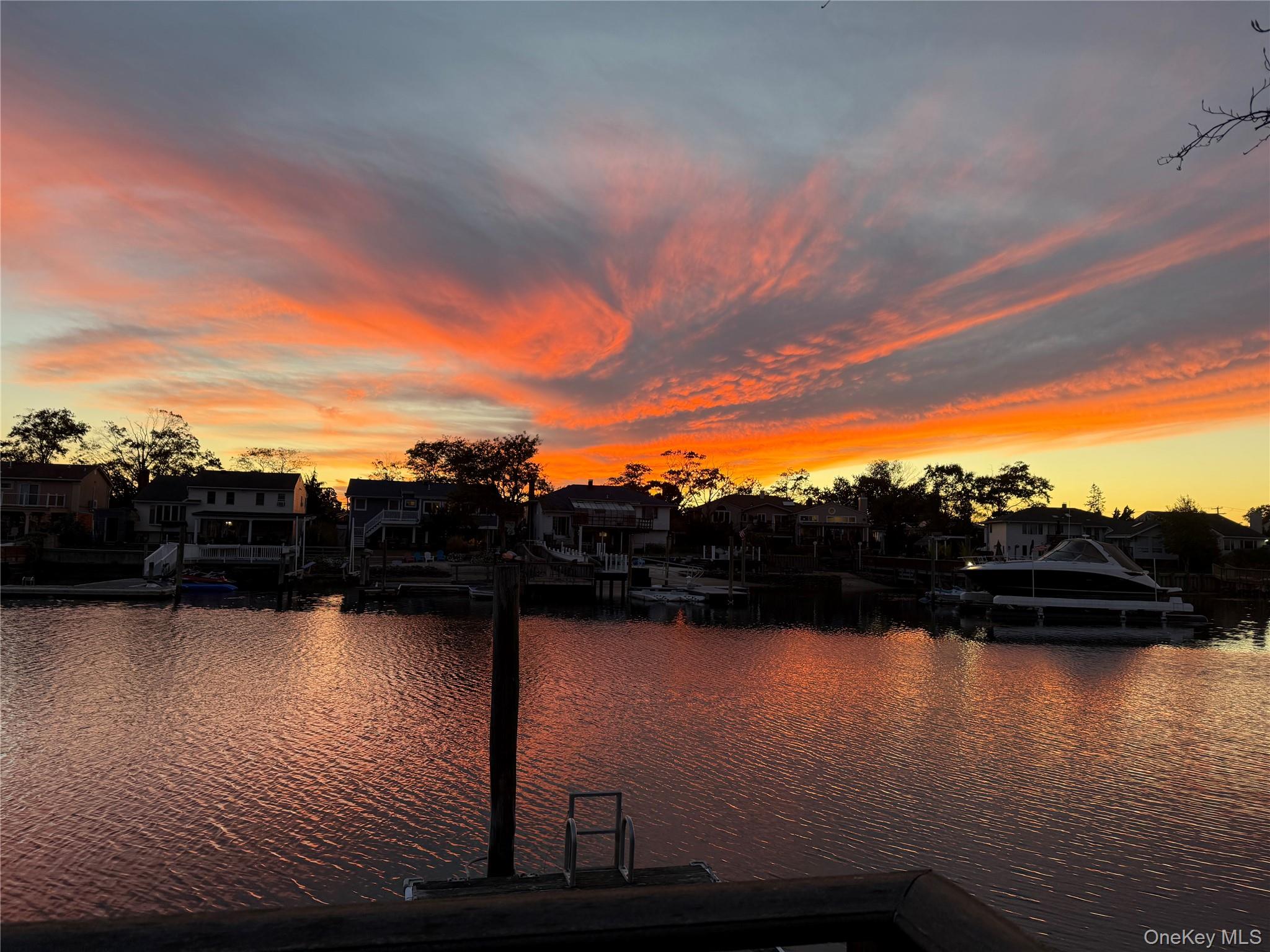 Bellmore, New York, 11710, United States, 4 Bedrooms Bedrooms, ,3 BathroomsBathrooms,Residential,For Sale,2013252