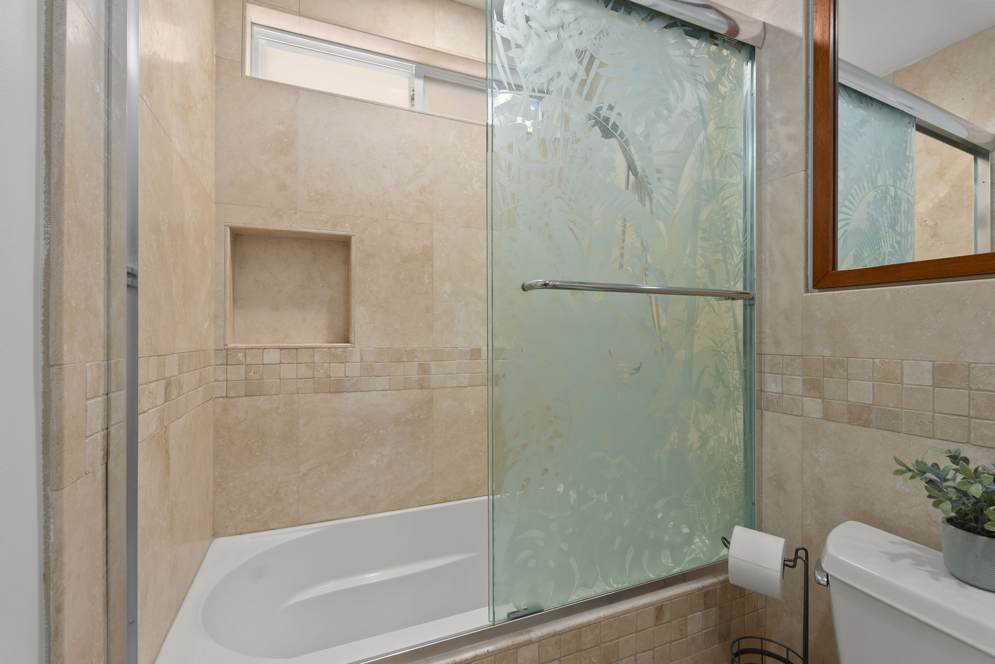 Kailua, Hawaii, 96734, United States, 6 Bedrooms Bedrooms, ,4 BathroomsBathrooms,Residential,For Sale,1981977