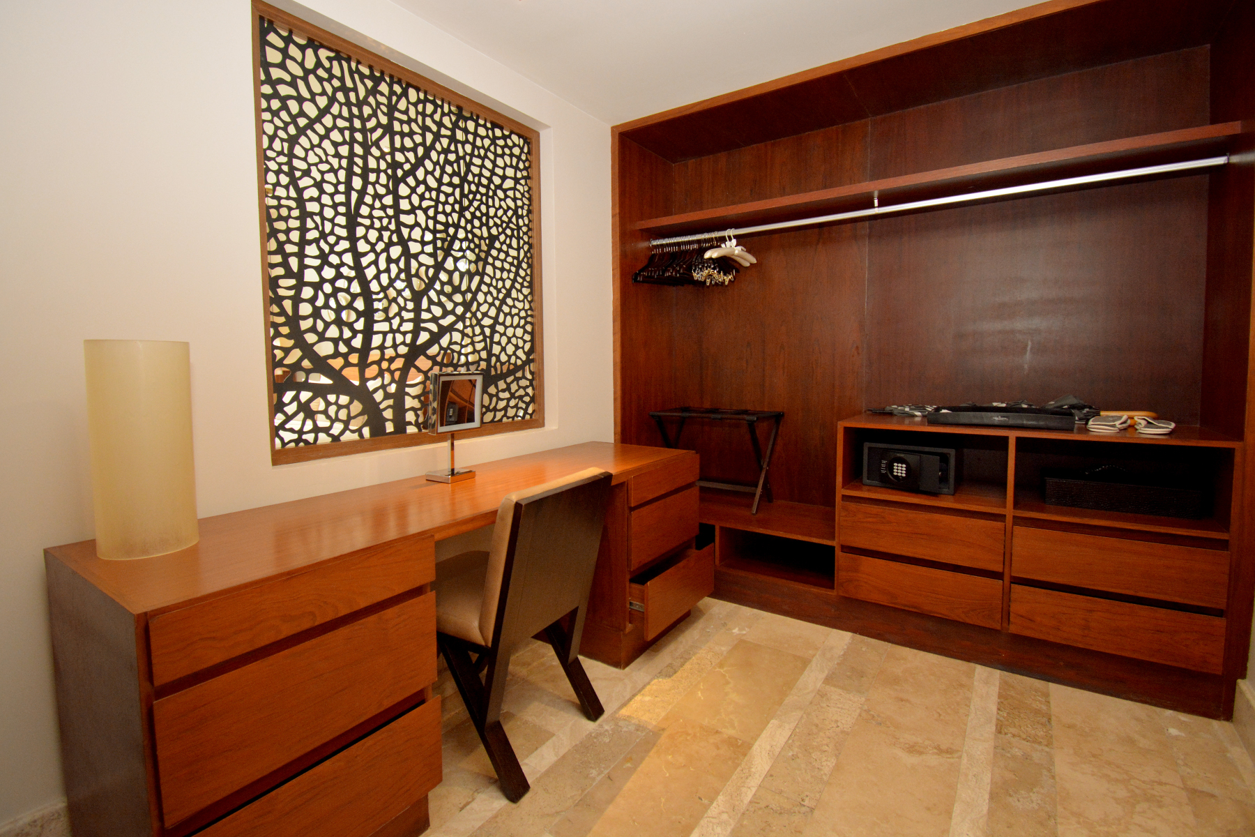  LUXURY CO-OWNERSHIP IN FAIRMONT HERITAGE PLACE WITH EXTRAORDINARY AMENITIES - 物件實景