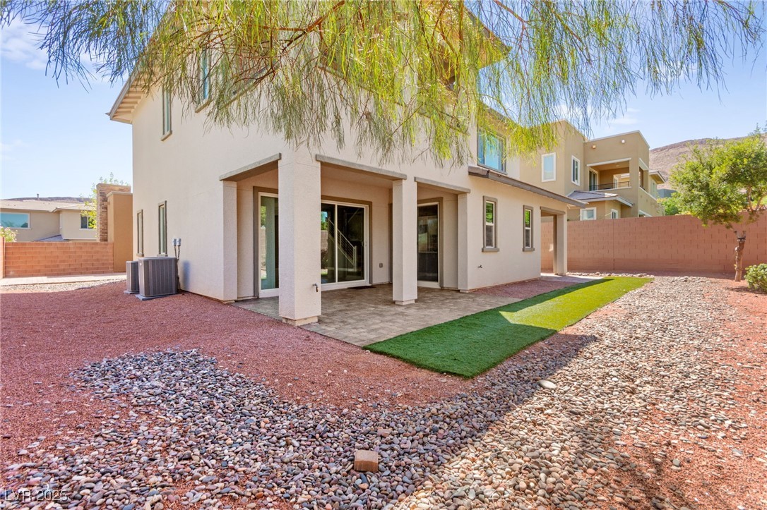 Las Vegas, Nevada, 89135, United States, 4 Bedrooms Bedrooms, ,4 BathroomsBathrooms,Residential,For Sale,1926199