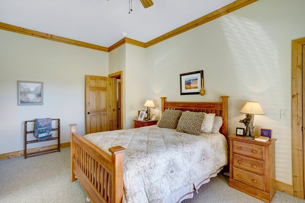 Hiawassee, Georgia, 30546, United States, 4 Bedrooms Bedrooms, ,5 BathroomsBathrooms,Residential,For Sale,1880672