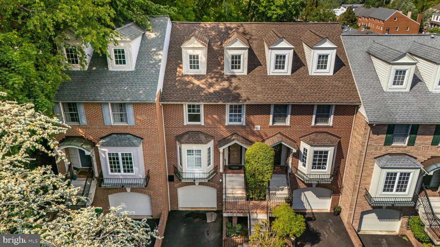 WILMINGTON, Delaware, 19806, United States, 4 Bedrooms Bedrooms, ,4 BathroomsBathrooms,Residential,For Sale,2048566