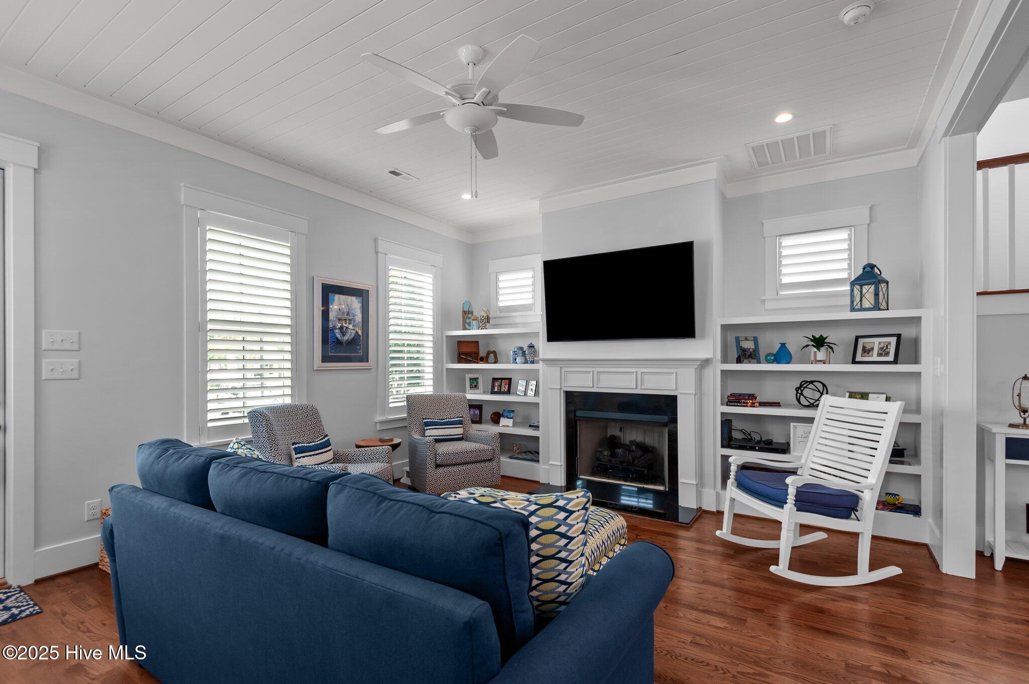 Washington, North Carolina, 27889, United States, 3 Bedrooms Bedrooms, ,3 BathroomsBathrooms,Residential,For Sale,1819850
