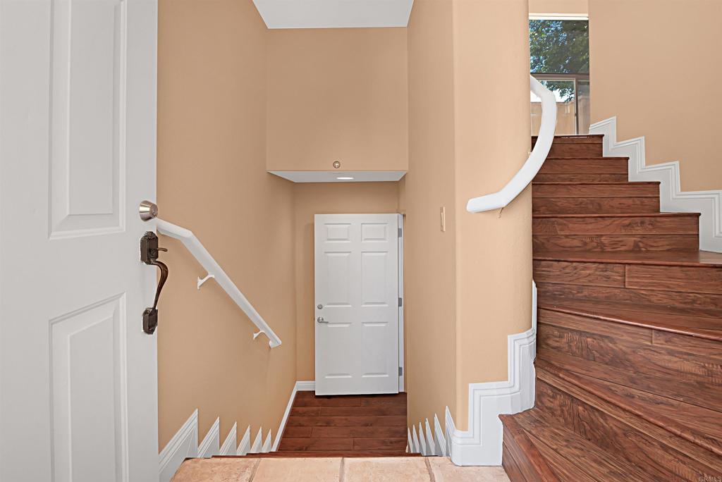 San Diego, California, 92130, United States, 4 Bedrooms Bedrooms, ,4 BathroomsBathrooms,Residential,For Sale,1885282