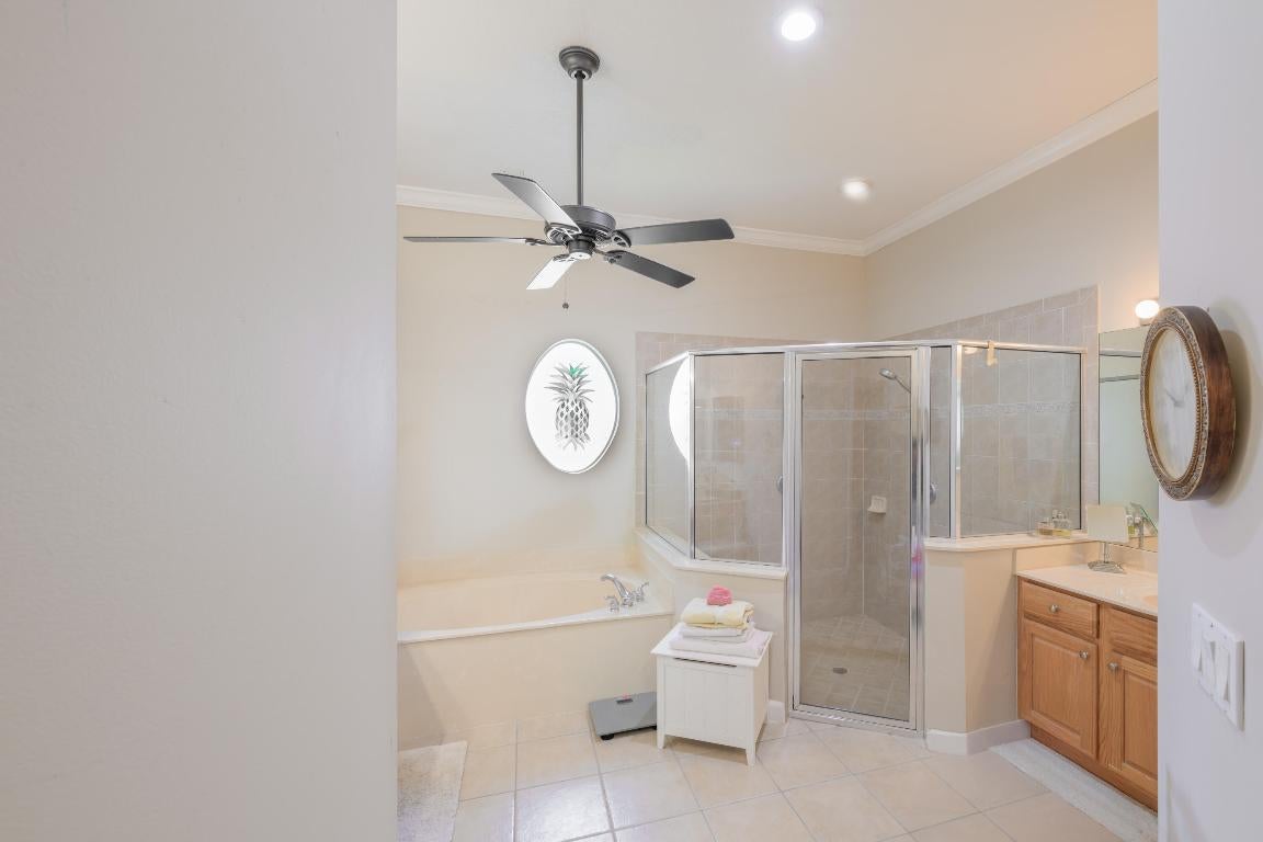 West Palm Beach, Florida, 33411, United States, 5 Bedrooms Bedrooms, ,3 BathroomsBathrooms,Residential,For Sale,1984216