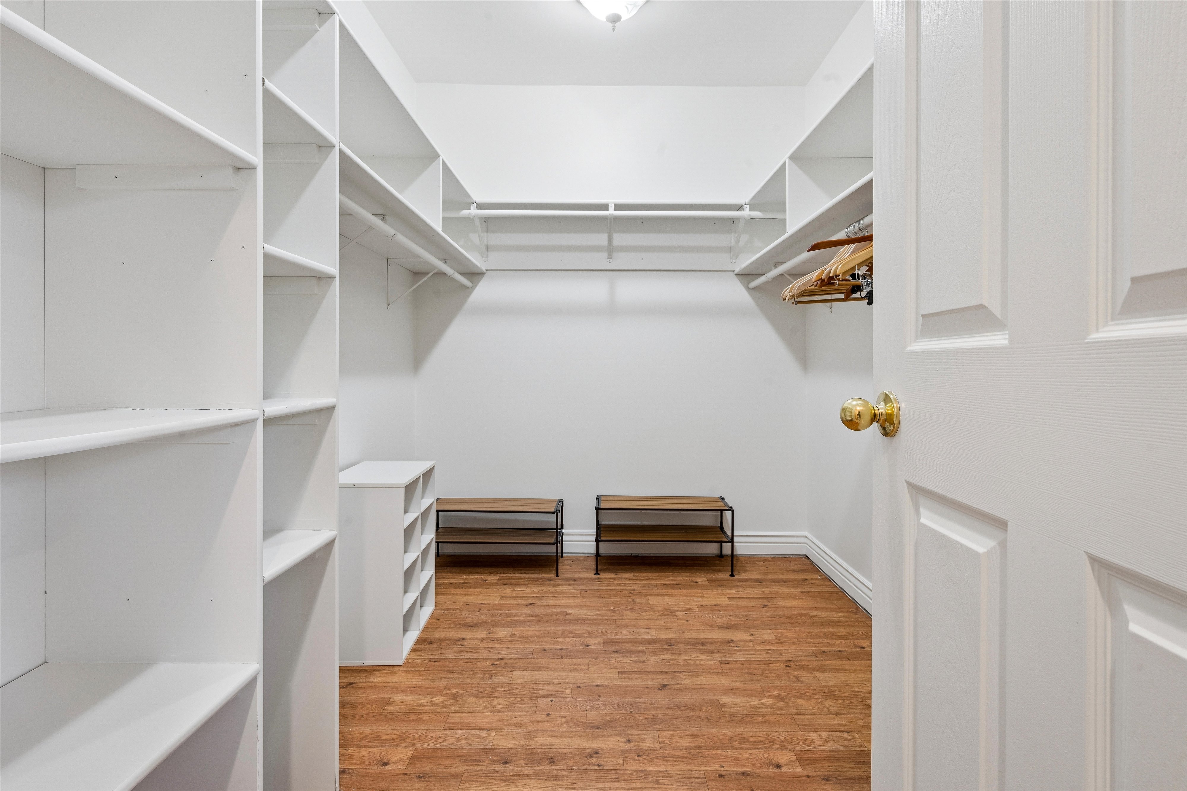  Offers an exceptional combination of space, flexibility, and convenience - 物件實景