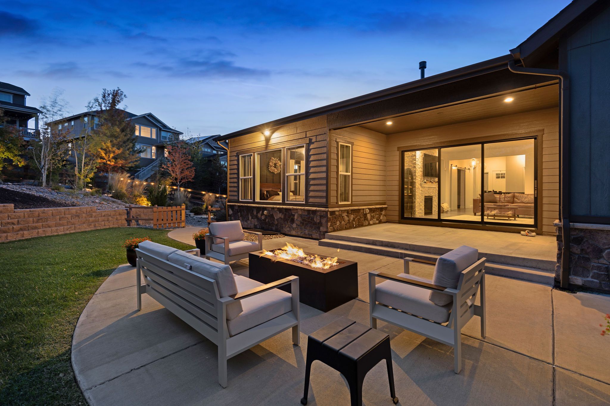  Luxury and comfort come together in this expansive ranch-style home - 物件實景