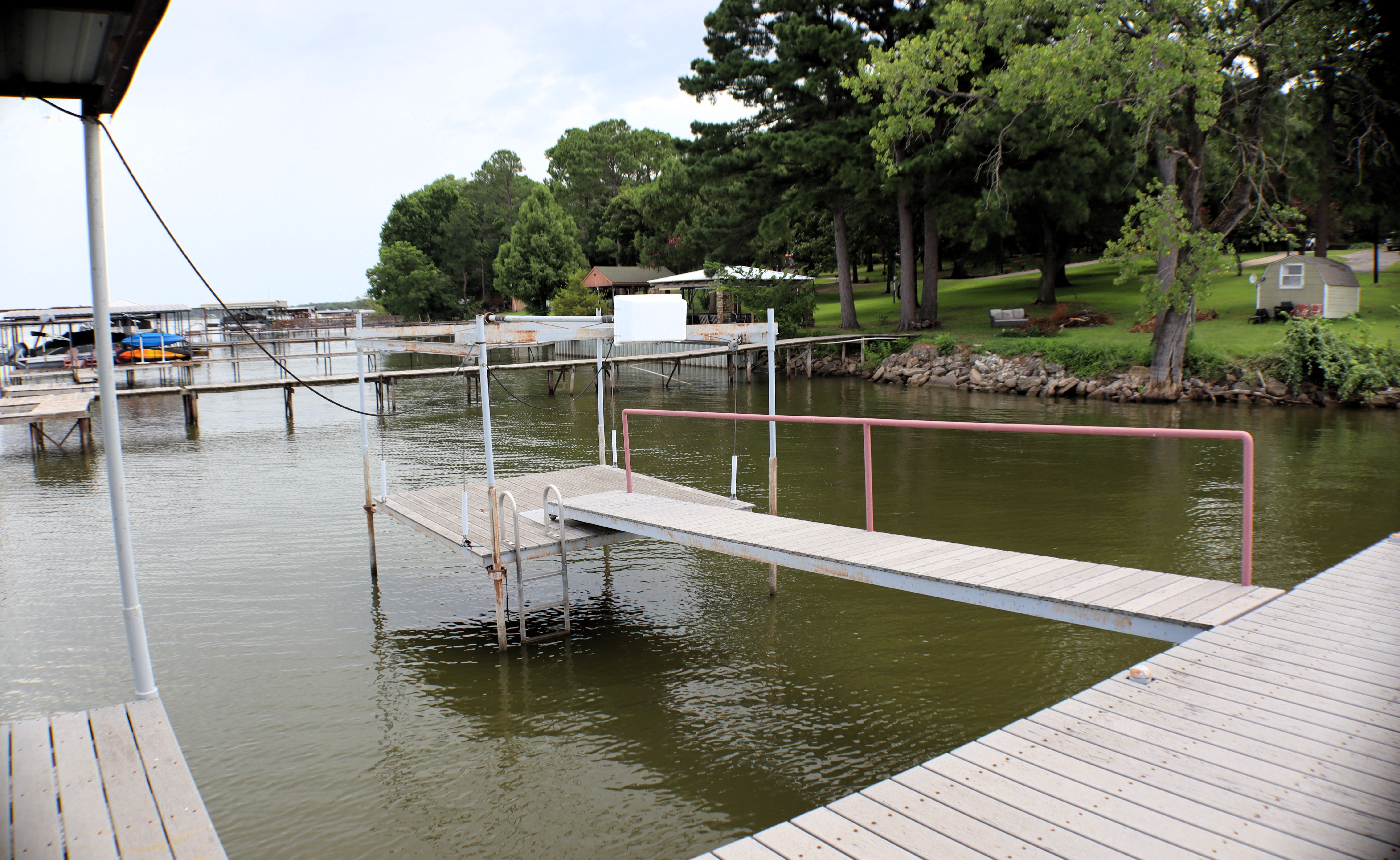 Quinlan, Texas, 75474, United States, 5 Bedrooms Bedrooms, ,4 BathroomsBathrooms,Residential,For Sale,1978468