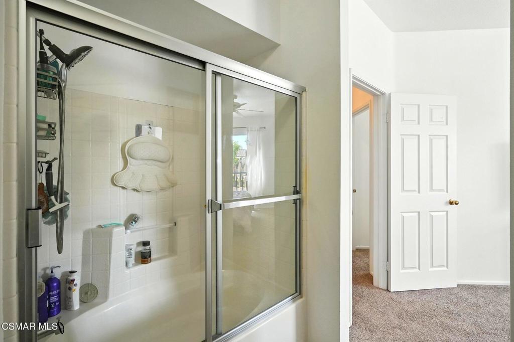 Moorpark, California, 93021, United States, 2 Bedrooms Bedrooms, ,3 BathroomsBathrooms,Residential,For Sale,1937149