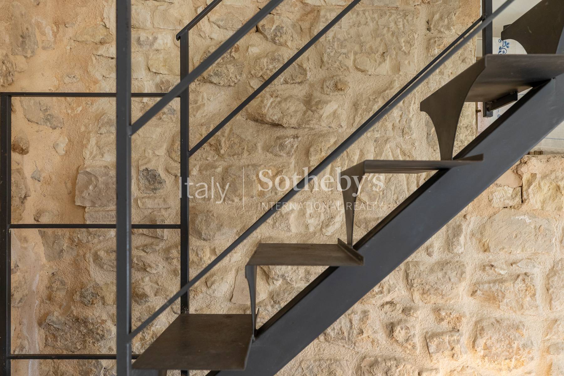  Detached property with a terrace, just a stone’s throw from the historic - 物件實景