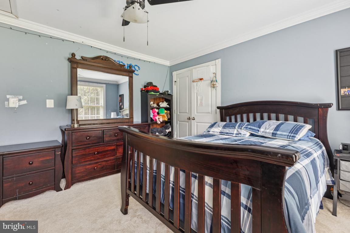 Huntingtown, Maryland, 20639, United States, 6 Bedrooms Bedrooms, ,6 BathroomsBathrooms,Residential,For Sale,1914130