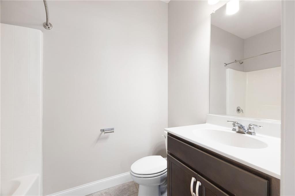 Smyrna, Georgia, 30080, United States, 3 Bedrooms Bedrooms, ,4 BathroomsBathrooms,Residential,For Sale,1998879