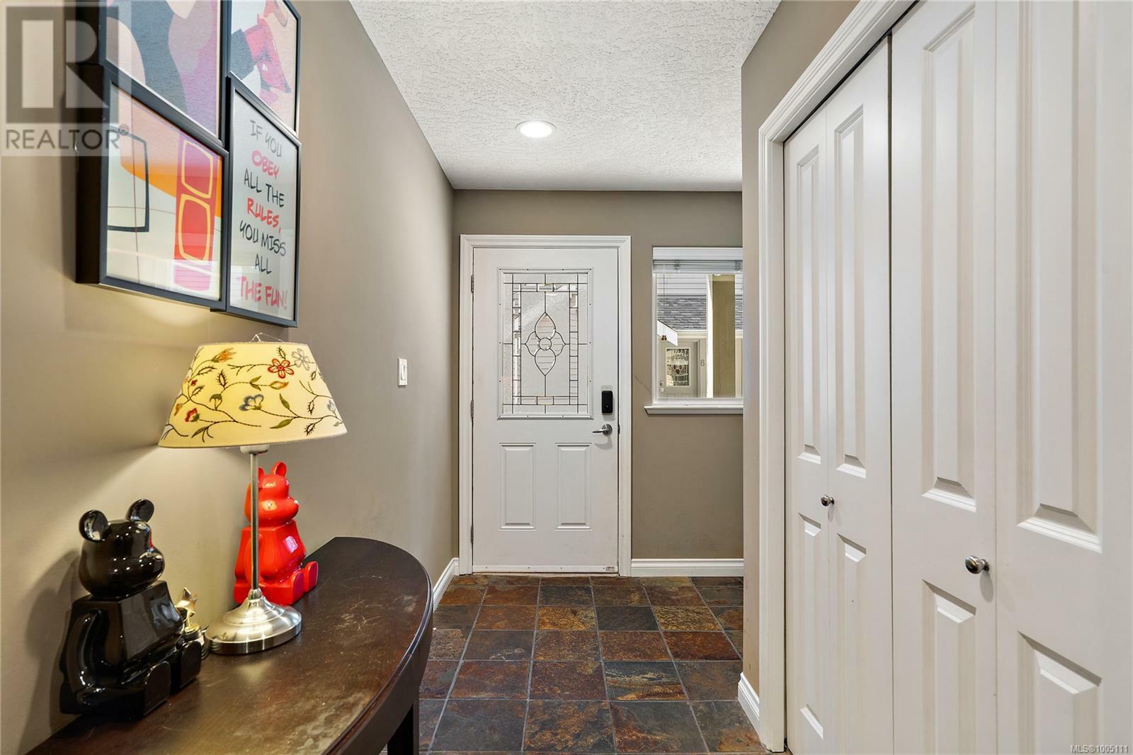 VICTORIA, British Columbia, V8T 0A3, CA, 3 Bedrooms Bedrooms, ,3 BathroomsBathrooms,Residential,For Sale,1883678