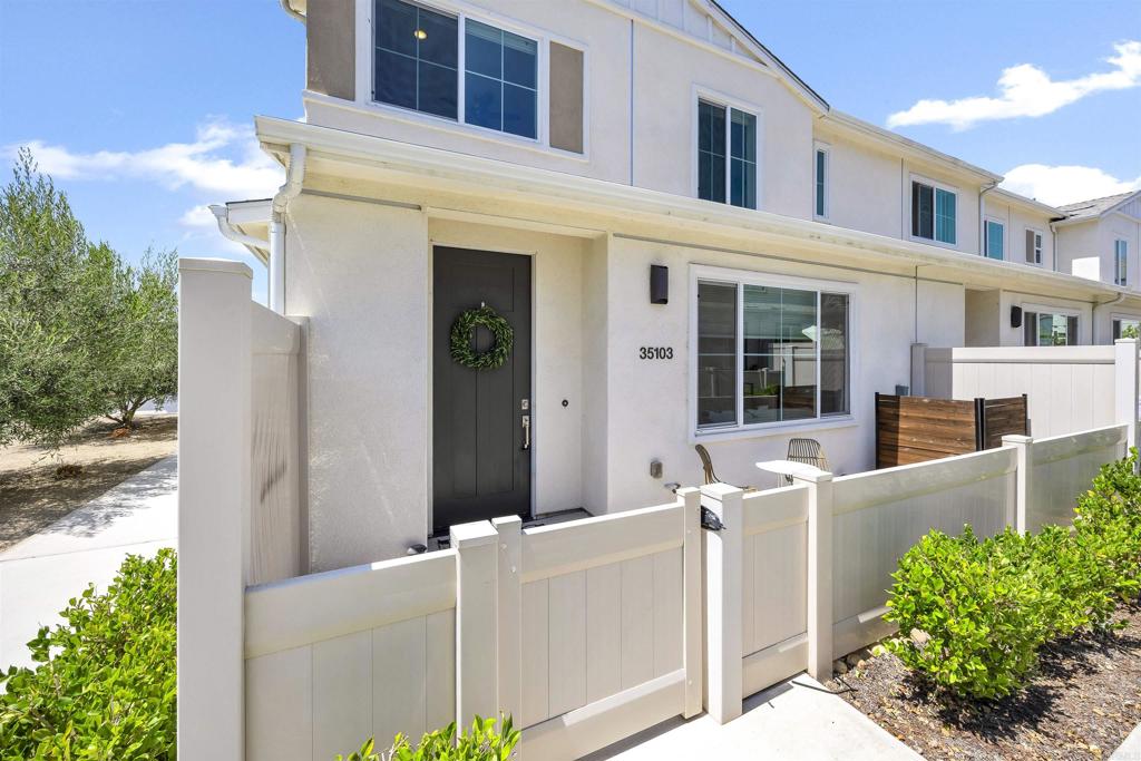 Fallbrook, California, 92028, United States, 4 Bedrooms Bedrooms, ,3 BathroomsBathrooms,Residential,For Sale,1983732