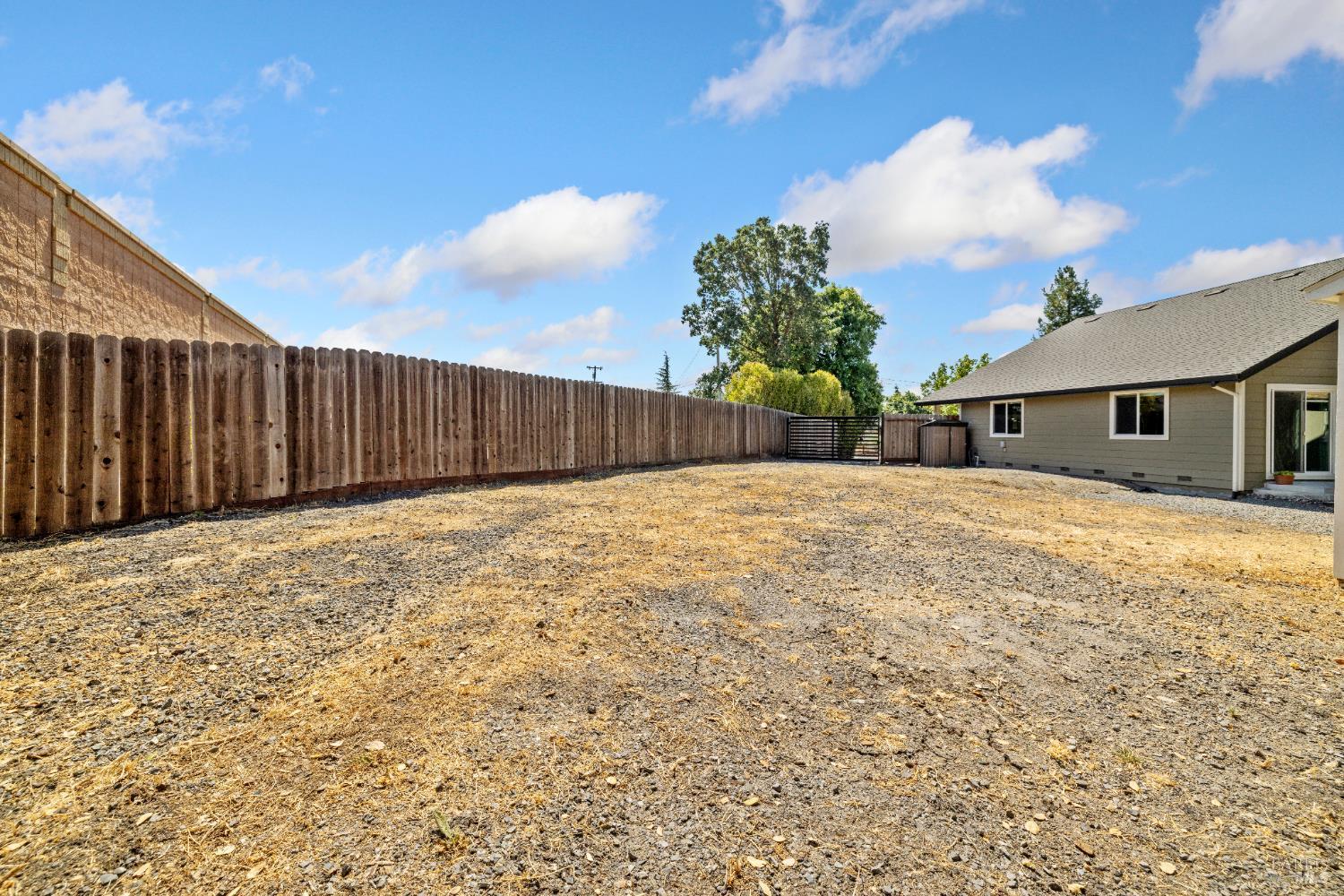 Petaluma, California, 94952, United States, 3 Bedrooms Bedrooms, ,2 BathroomsBathrooms,Residential,For Sale,1914314
