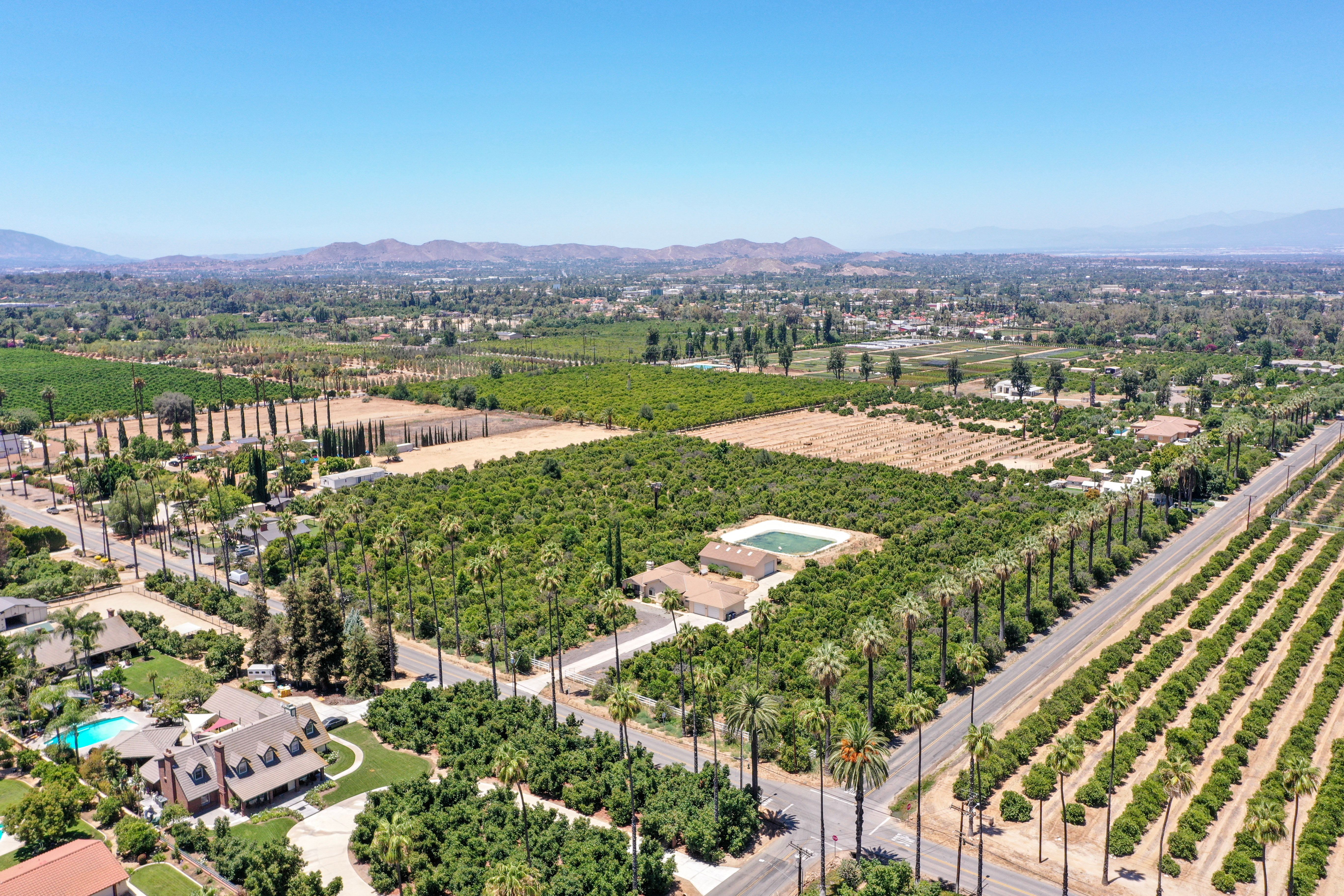  8715 Dufferin Avenue, Riverside, CA 92504 - 物件實景
