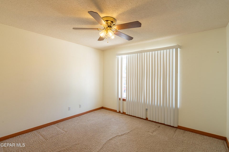 El Paso, Texas, 79934, United States, 4 Bedrooms Bedrooms, ,4 BathroomsBathrooms,Residential,For Sale,1978483