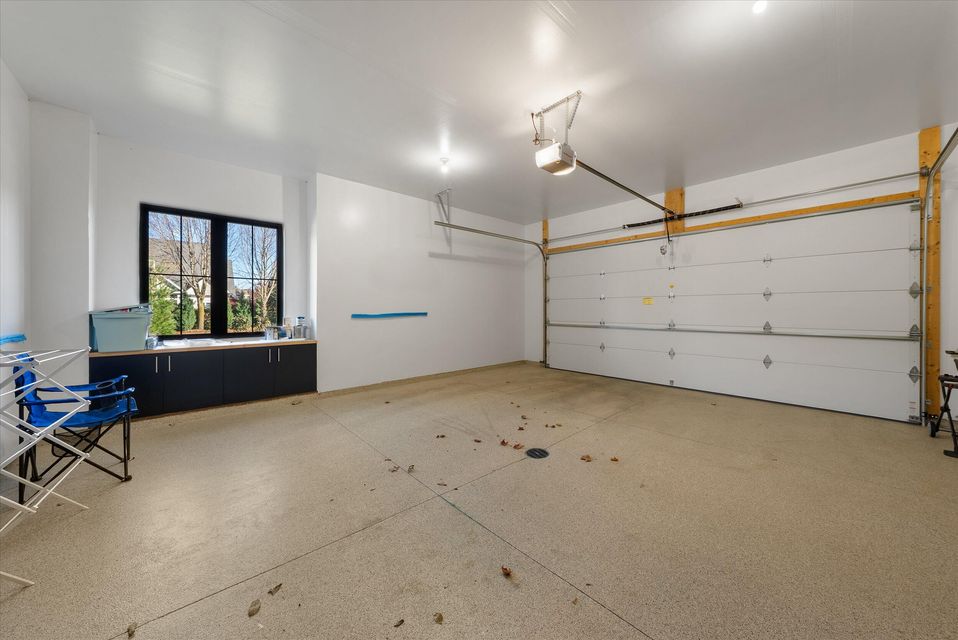 Kohler, Wisconsin, 53044, United States, 3 Bedrooms Bedrooms, ,3 BathroomsBathrooms,Residential,For Sale,1987425