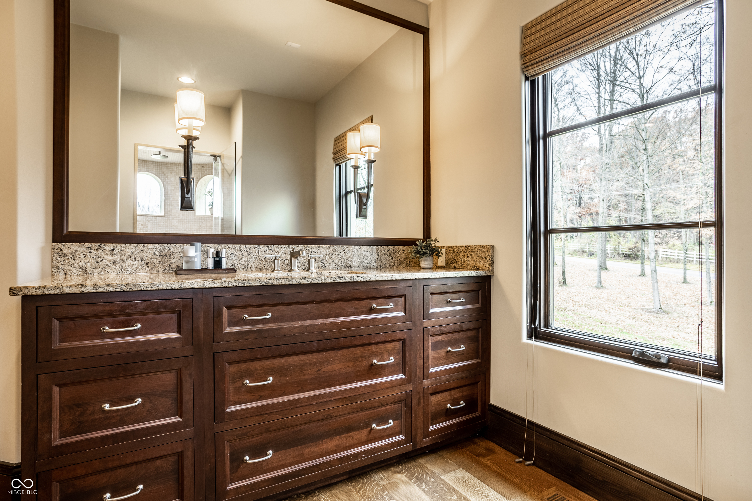 Zionsville, Indiana, 46077, United States, 5 Bedrooms Bedrooms, ,9 BathroomsBathrooms,Residential,For Sale,2012395