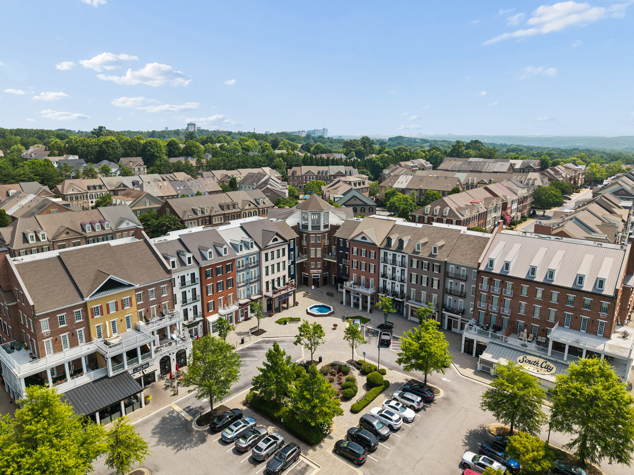  Four Level Brick Townhome with Private Elevator in Gated One Ivy Walk - 物件實景